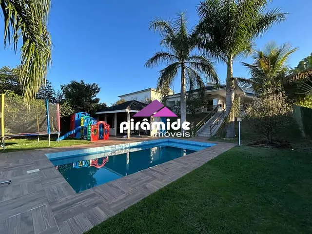 Casa com 1000m² 3 quartos e 4 banheiros, à venda, no bairro Mirante do Vale em Jacareí