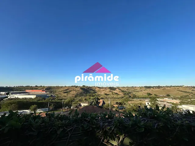 Casa com 1000m² 3 quartos e 4 banheiros, à venda, no bairro Mirante do Vale em Jacareí