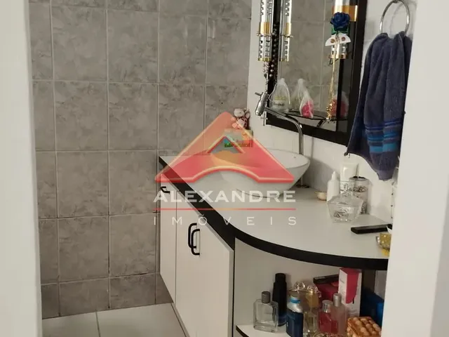 Casa com 10m² 2 quartos e 2 banheiros, à venda, no bairro Jardim Motorama em São José Dos Campos