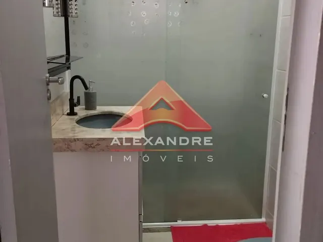 Casa com 10m² 2 quartos e 2 banheiros, à venda, no bairro Jardim Motorama em São José Dos Campos