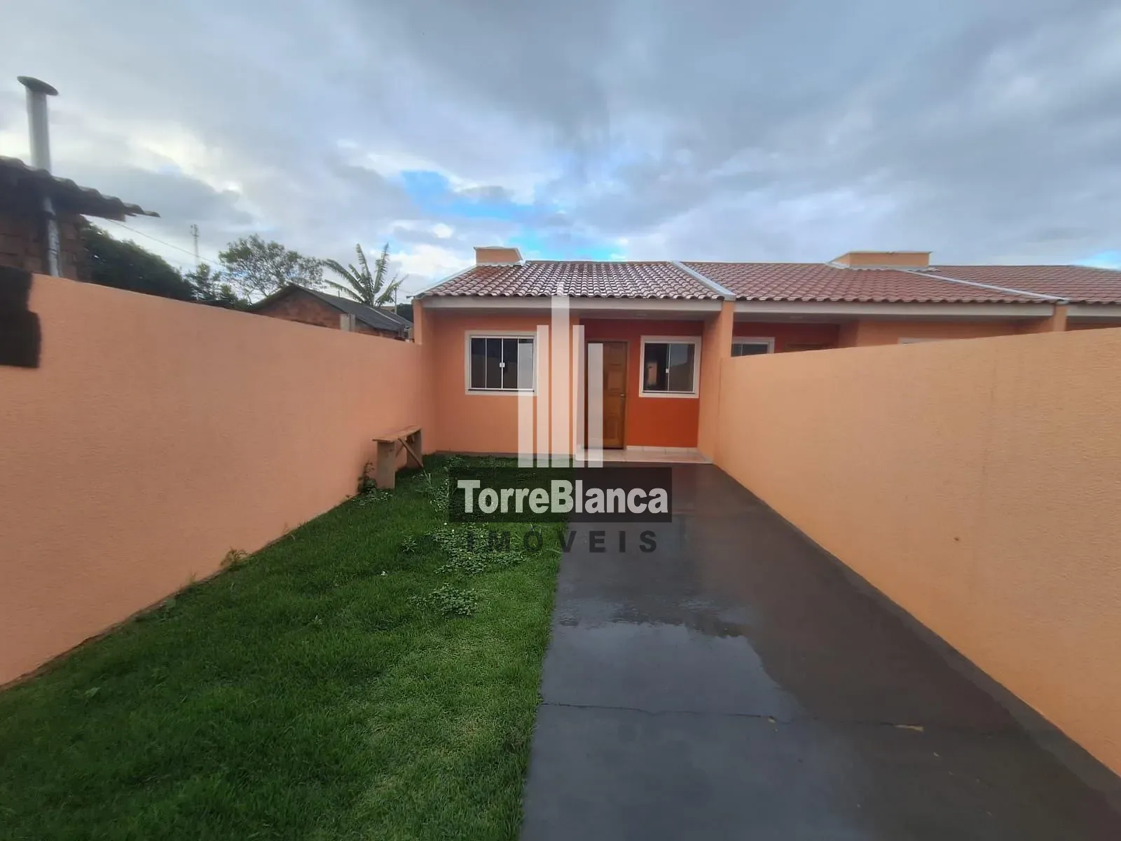 Casa, 2 quartos, 48 m² - Foto 1