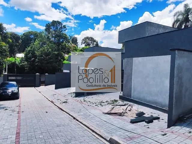 Casa com 220m² 3 quartos e 2 banheiros, à venda, no bairro Jardim Estância Brasil em Atibaia
