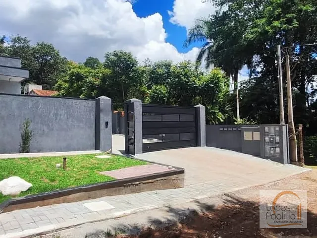 Casa com 220m² 3 quartos e 2 banheiros, à venda, no bairro Jardim Estância Brasil em Atibaia