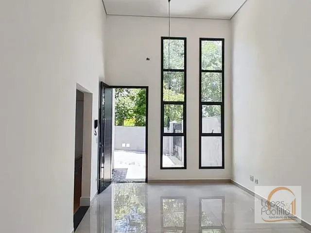 Casa com 220m² 3 quartos e 2 banheiros, à venda, no bairro Jardim Estância Brasil em Atibaia