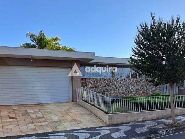 Casa com 1023m² 3 quartos e 4 banheiros, à venda, no bairro Estrela em Ponta Grossa