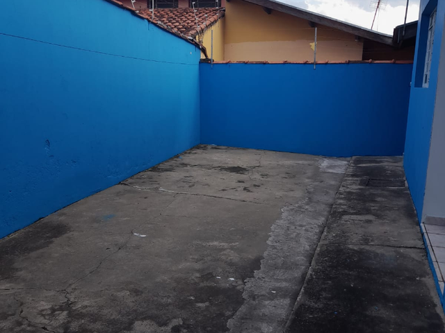 Casa com 136m² 2 quartos e 1 banheiro, à venda, no bairro Chácara Galega em Pindamonhangaba