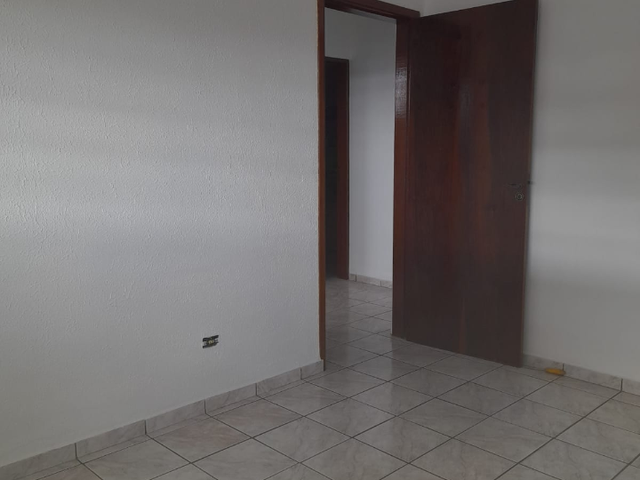 Casa com 136m² 2 quartos e 1 banheiro, à venda, no bairro Chácara Galega em Pindamonhangaba