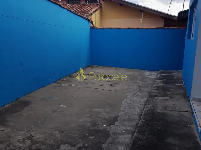 Casa com 136m² 2 quartos e 1 banheiro, à venda, no bairro Chácara Galega em Pindamonhangaba