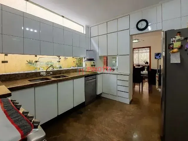 Casa 4 quartos e 3 banheiros, à venda, no bairro Nova Petrópolis em São Bernardo do Campo