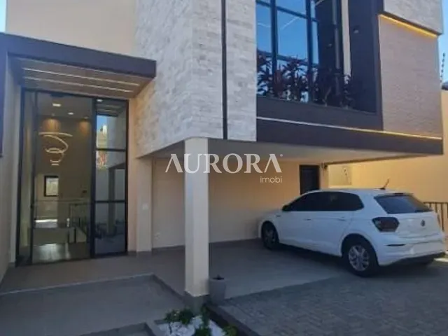 Casa com 250m² 3 quartos e 4 banheiros, à venda, no bairro Universitário em Londrina