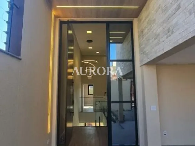 Casa com 250m² 3 quartos e 4 banheiros, à venda, no bairro Universitário em Londrina