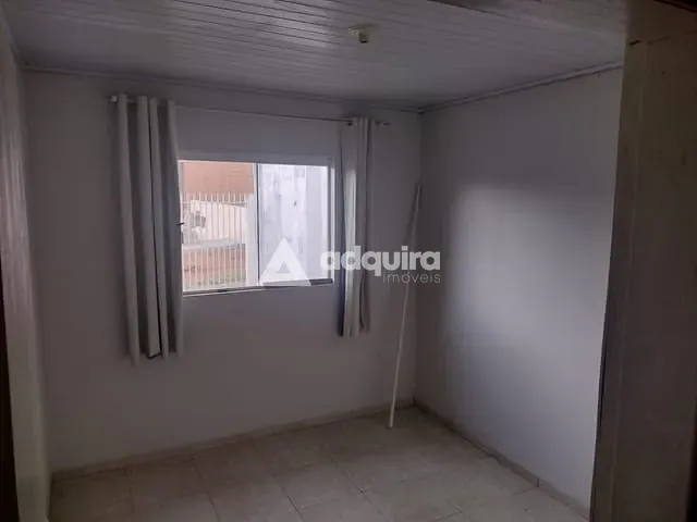 Casa com 61m² 3 quartos e 2 banheiros, à venda, no bairro Uvaranas em Ponta Grossa