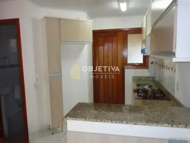 Casa 2 quartos e 1 banheiro, à venda, no bairro Nossa Senhora das Graças em Canoas