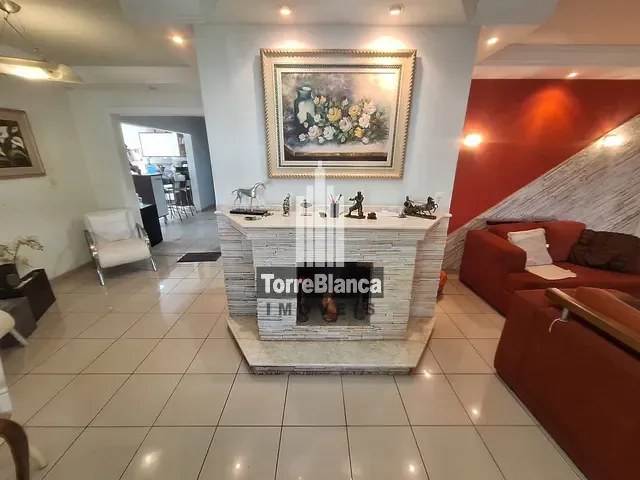 Casa com 330m² 4 quartos e 5 banheiros, para alugar, no bairro Estrela em Ponta Grossa