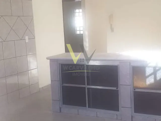 Casa com 200m² 3 quartos e 2 banheiros, à venda, no bairro Vila Santa Isabel em Anápolis