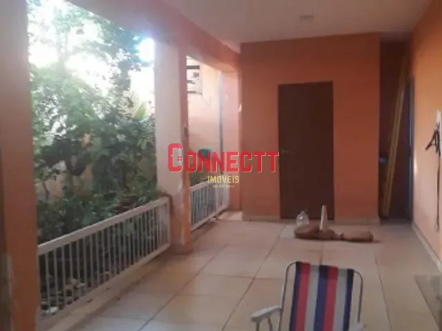 Casa com 360m² 2 quartos e 4 banheiros, à venda, no bairro Parque Residencial Cândido Portinari em Ribeirão Preto