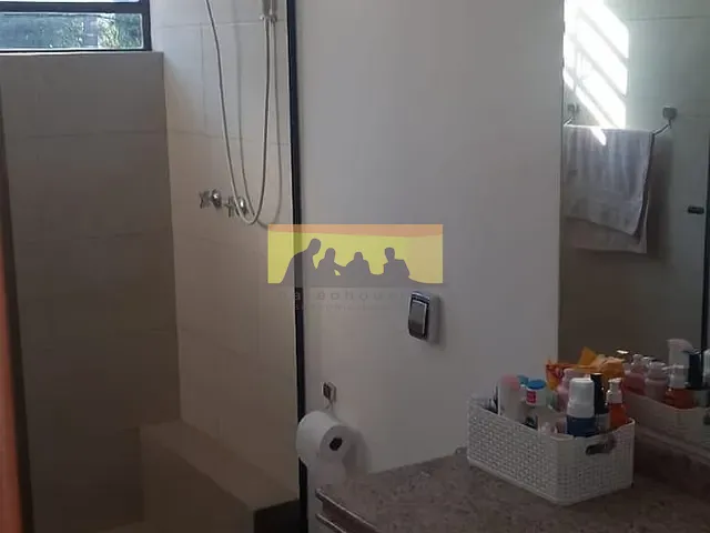 Casa com 699m² 5 quartos e 7 banheiros, à venda, no bairro Cidade Universitária em Campinas