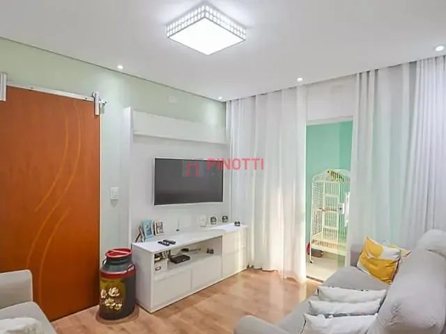 Casa 3 quartos e 1 banheiro, à venda, no bairro Nova Petrópolis em São Bernardo do Campo