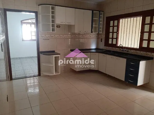 Casa com 126m² 3 quartos e 2 banheiros, à venda, no bairro Parque Residencial Flamboyant em São José dos Campos