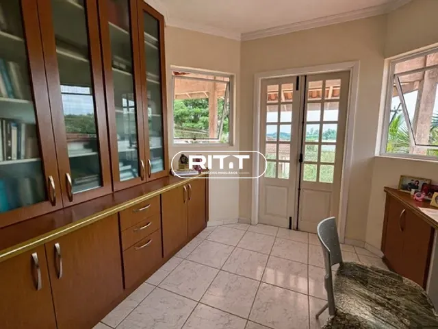 Casa com 500m² 3 quartos e 2 banheiros, à venda, no bairro Loteamento Caminhos de São Conrado (Sousas) em Campinas