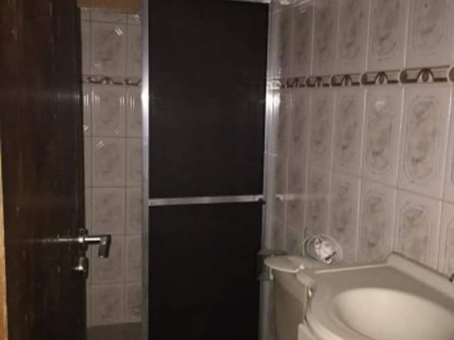 Casa com 200m² 3 quartos e 1 banheiro, à venda, no bairro Residencial Mantiqueira em Pindamonhangaba