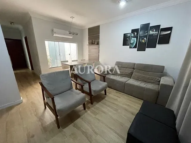 Casa com 190m² 3 quartos e 3 banheiros, à venda, no bairro Lagoa Dourada em Londrina