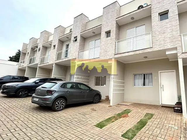 Casa 2 quartos e 3 banheiros, à venda, no bairro Parque Rural Fazenda Santa Cândida em Campinas