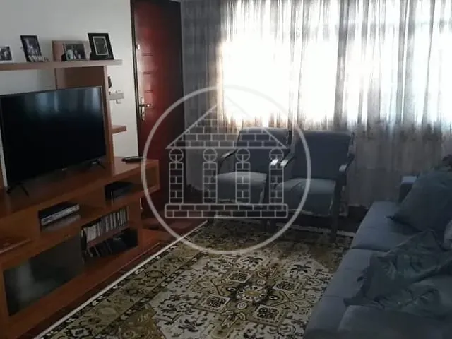Casa com 250m² 3 quartos e 2 banheiros, à venda, no bairro Interlagos em São Paulo