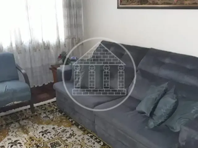 Casa com 250m² 3 quartos e 2 banheiros, à venda, no bairro Interlagos em São Paulo