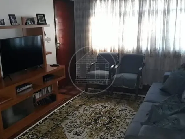 Casa com 250m² 3 quartos e 2 banheiros, à venda, no bairro Interlagos em São Paulo