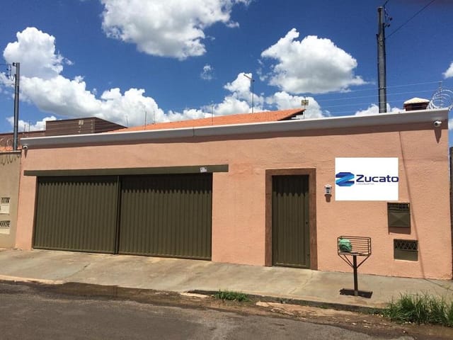 Foto do Casa - Casa à venda 3 Quartos, 1 Suite, 360M², Lourdes, Uberaba - MG | ZUCATO IMOBILIARIA LTDA