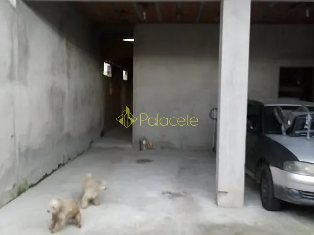 Casa com 195m² 3 quartos e 1 banheiro, à venda, no bairro Bom Sucesso em Pindamonhangaba