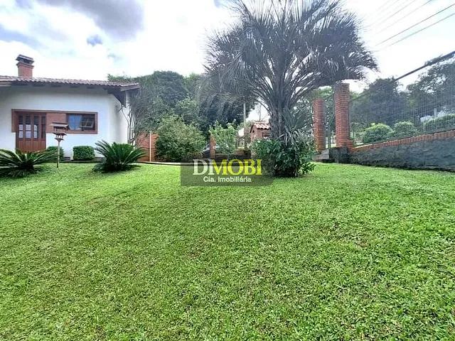 Casa com 2500m² 3 quartos e 5 banheiros, à venda, no bairro Vila Imperial em Gravataí