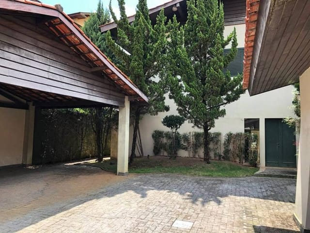 Casa com 1162m² 5 quartos e 5 banheiros, à venda, no bairro Fazenda Morumbi em São Paulo
