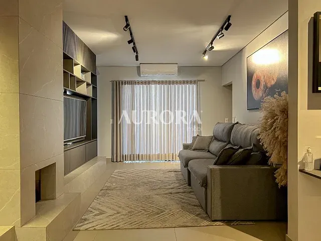 Casa com 360m² 3 quartos e 3 banheiros, à venda, no bairro Jardim Burle Marx em Londrina