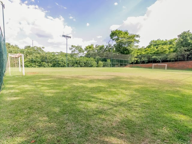 Casa Térrea com 4 quartos para venda na Reserva da Coroa no Condomínio Portal do Sol Green em Goiânia - Foto