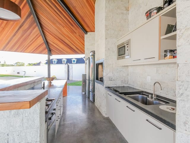 Casa Térrea com 4 quartos para venda na Reserva da Coroa no Condomínio Portal do Sol Green em Goiânia - Foto