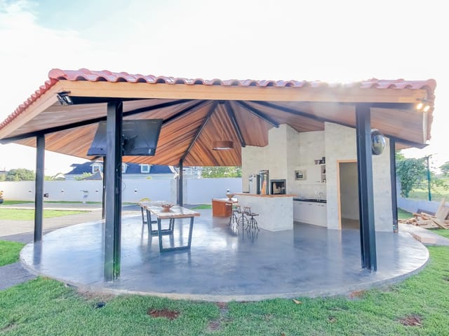 Casa Térrea com 4 quartos para venda na Reserva da Coroa no Condomínio Portal do Sol Green em Goiânia - Foto