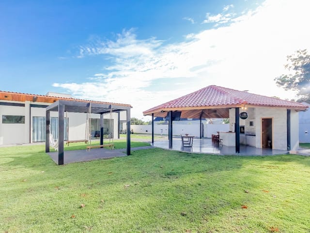 Casa Térrea com 4 quartos para venda na Reserva da Coroa no Condomínio Portal do Sol Green em Goiânia - Foto