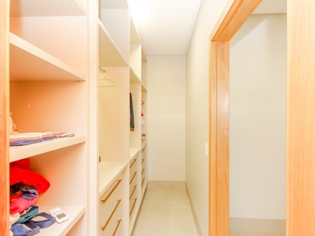 Casa Térrea com 4 quartos para venda na Reserva da Coroa no Condomínio Portal do Sol Green em Goiânia - Foto