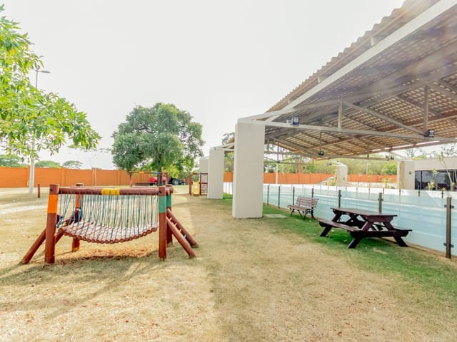 Casa Térrea com 4 quartos para venda na Reserva da Coroa no Condomínio Portal do Sol Green em Goiânia - Foto