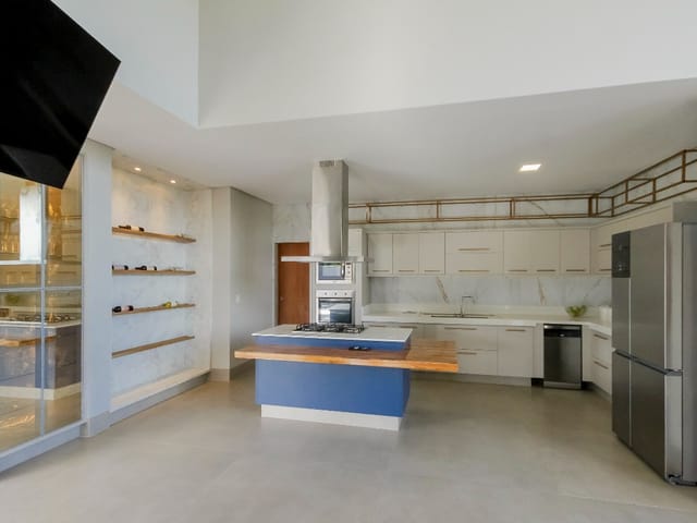 Casa Térrea com 4 quartos para venda na Reserva da Coroa no Condomínio Portal do Sol Green em Goiânia - Foto