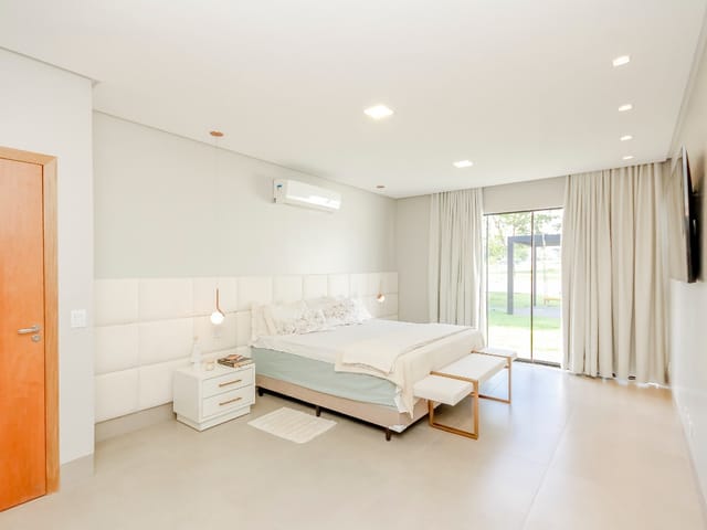 Casa Térrea com 4 quartos para venda na Reserva da Coroa no Condomínio Portal do Sol Green em Goiânia - Foto