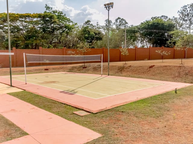 Casa Térrea com 4 quartos para venda na Reserva da Coroa no Condomínio Portal do Sol Green em Goiânia - Foto