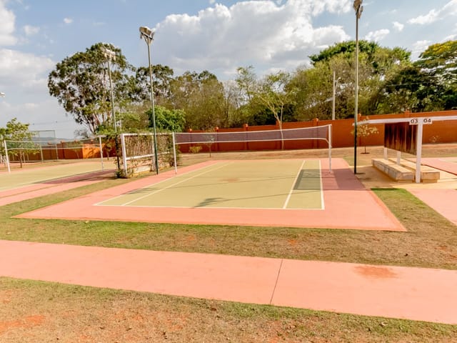 Casa Térrea com 4 quartos para venda na Reserva da Coroa no Condomínio Portal do Sol Green em Goiânia - Foto