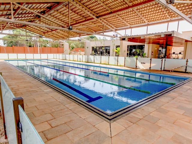 Casa Térrea com 4 quartos para venda na Reserva da Coroa no Condomínio Portal do Sol Green em Goiânia - Foto