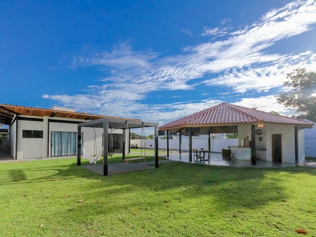 Casa Térrea com 4 quartos para venda na Reserva da Coroa no Condomínio Portal do Sol Green em Goiânia - Foto