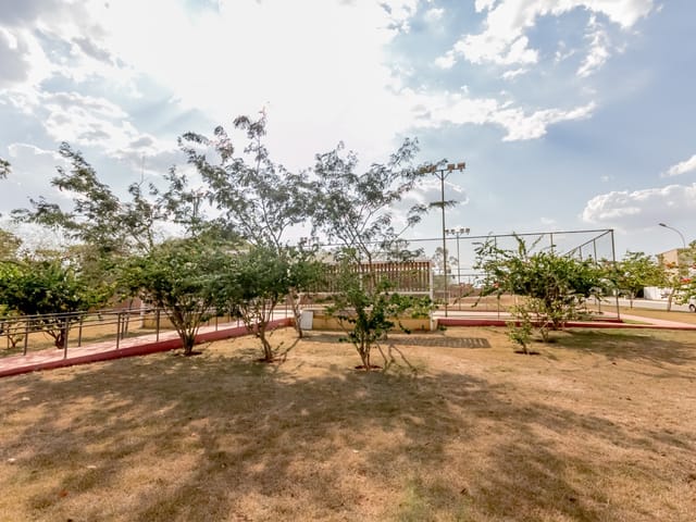 Casa Térrea com 4 quartos para venda na Reserva da Coroa no Condomínio Portal do Sol Green em Goiânia - Foto