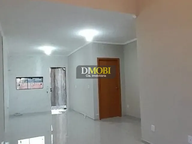 Casa com 180m² 2 quartos e 1 banheiro, à venda, no bairro Vila Fatima em Cachoeirinha