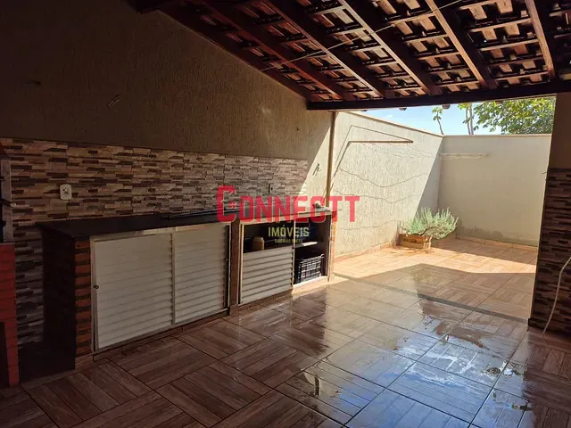 Casa com 203m² 3 quartos e 2 banheiros, à venda, no bairro Jardim Professor Antônio Palocci em Ribeirão Preto